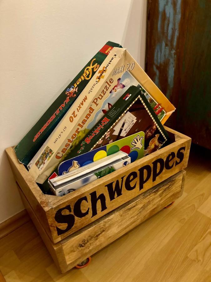 Comfy Condo On The 20Th Floor & Free Parking Pressburg Exterior foto